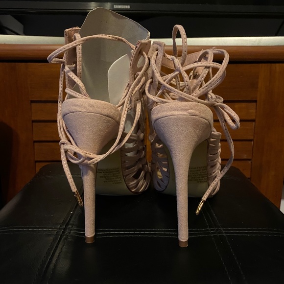 Shoes - Picture 3 of 3